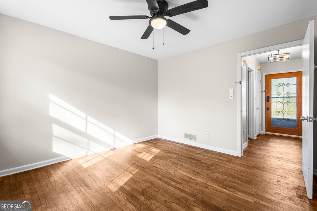 2922 Appling Way - Photo 3