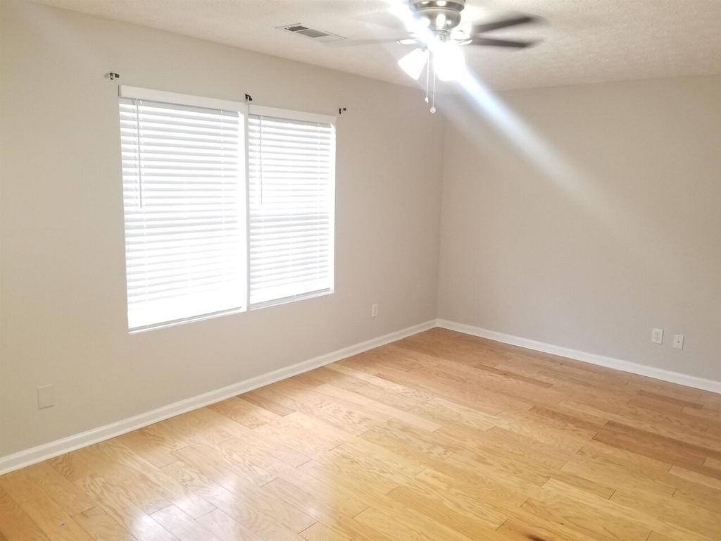 686 Morrow Road - Photo 10
