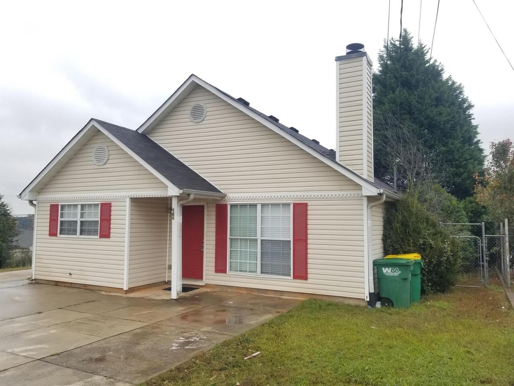 686 Morrow Road - Photo 1