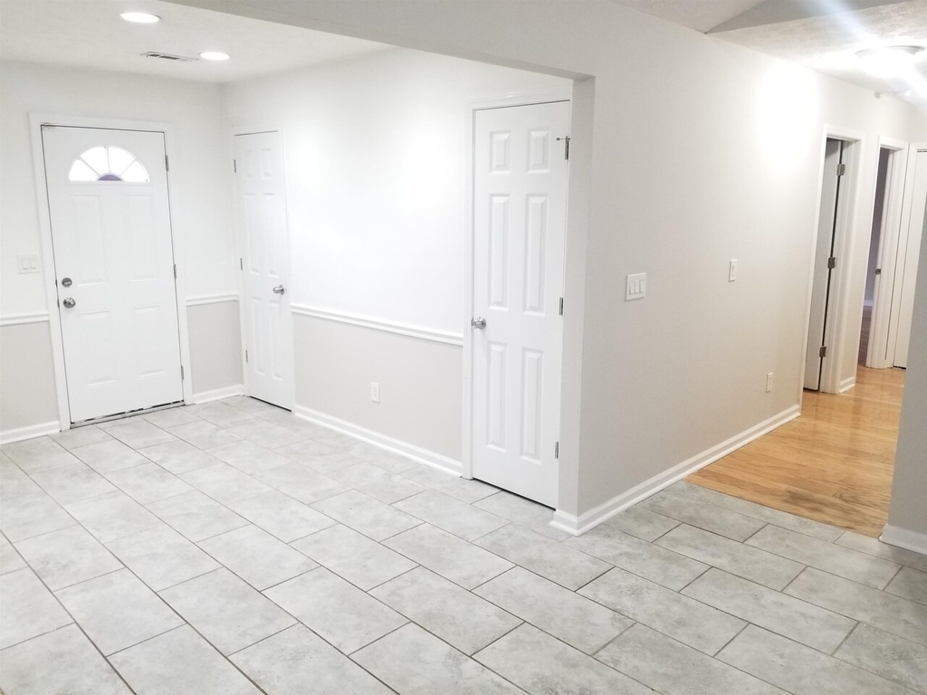 686 Morrow Road - Photo 6