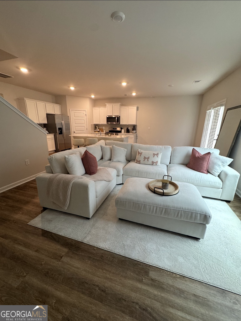 272 Abbott Road - Photo 3