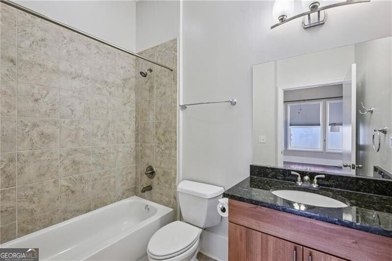 745 Fountainhead Lane Ne - Photo 4