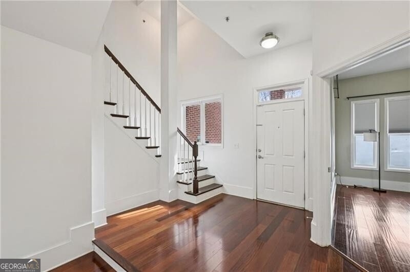 745 Fountainhead Lane Ne - Photo 2