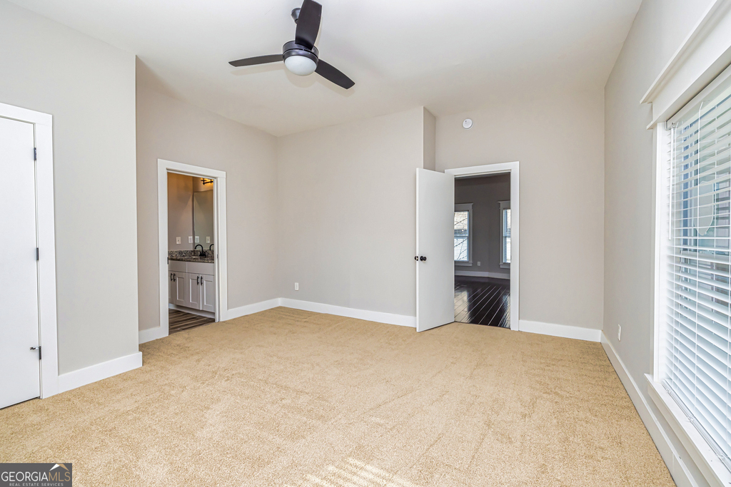 1678 Dorsey Avenue - Photo 11