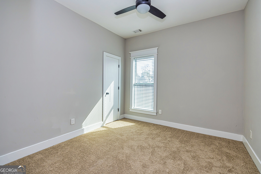 1678 Dorsey Avenue - Photo 26