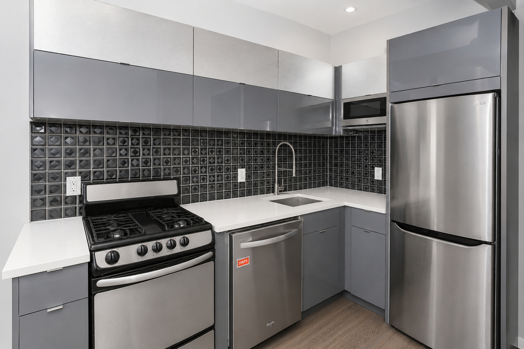 18-20 Palmetto Street - Photo 2