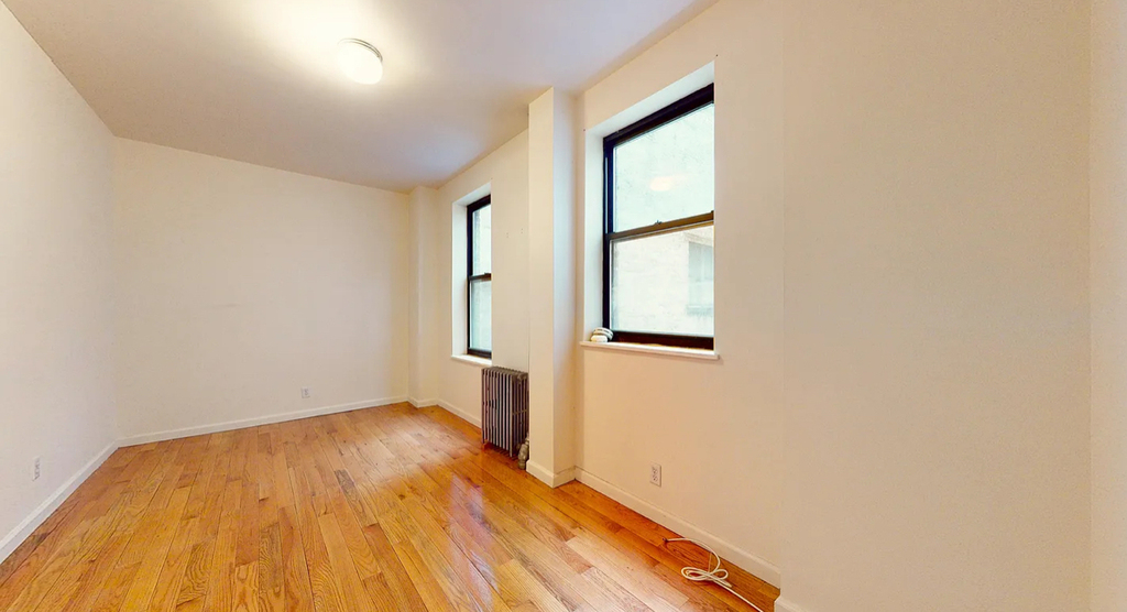 West 72nd street  - Photo 2