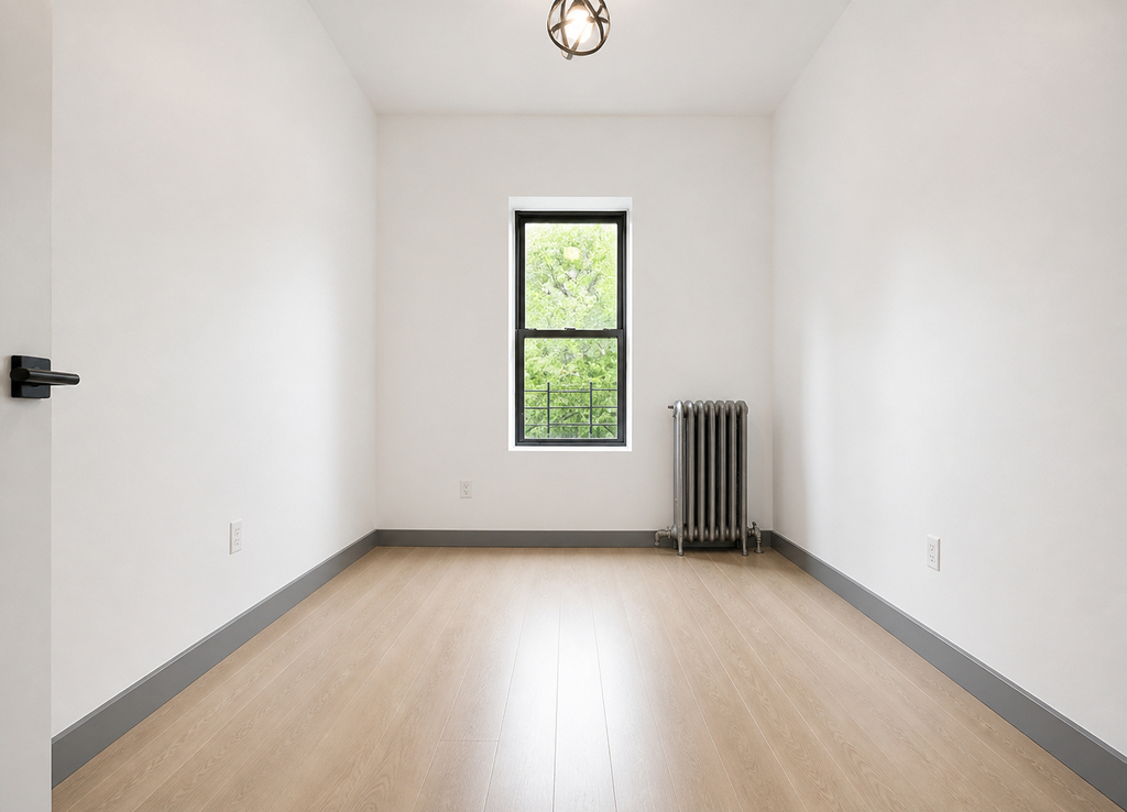 2553 Church Avenue - Photo 4