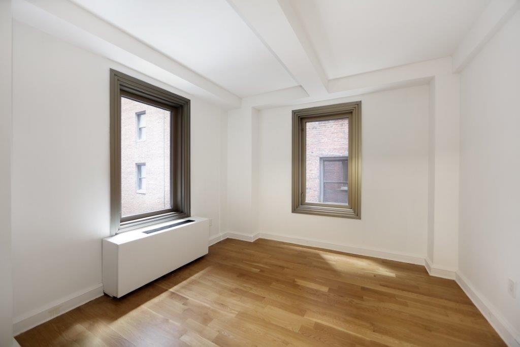 West 55th Street - Photo 1