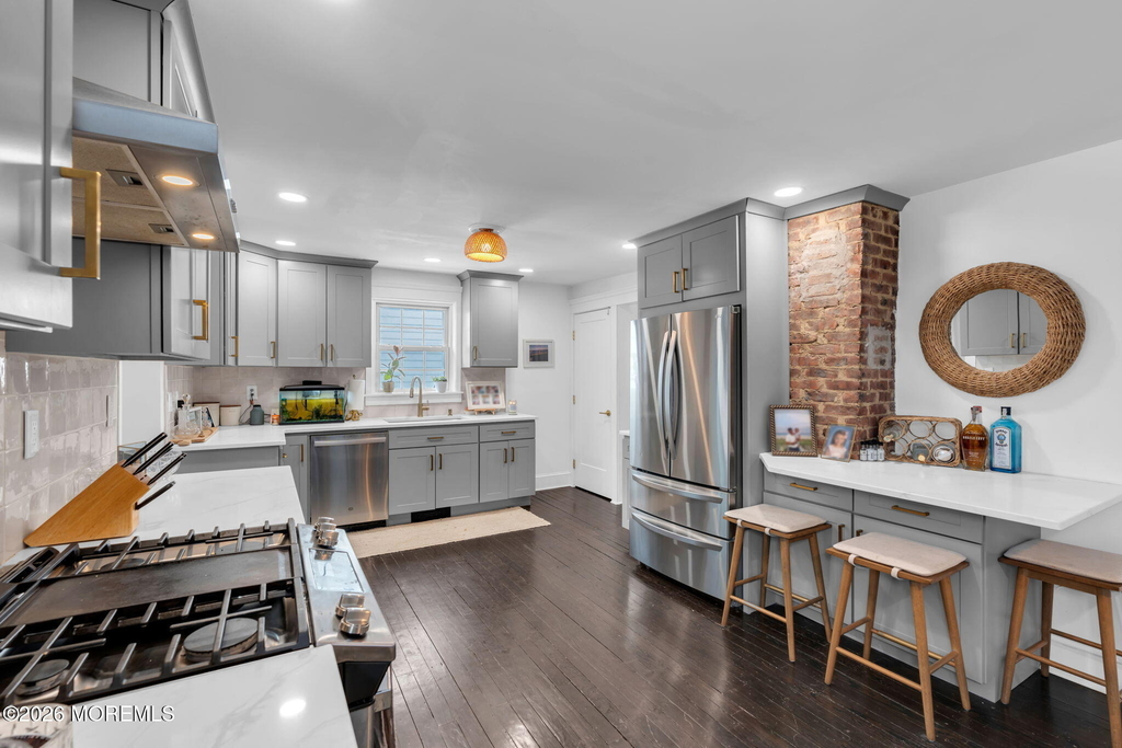 555 Ocean Road - Photo 1