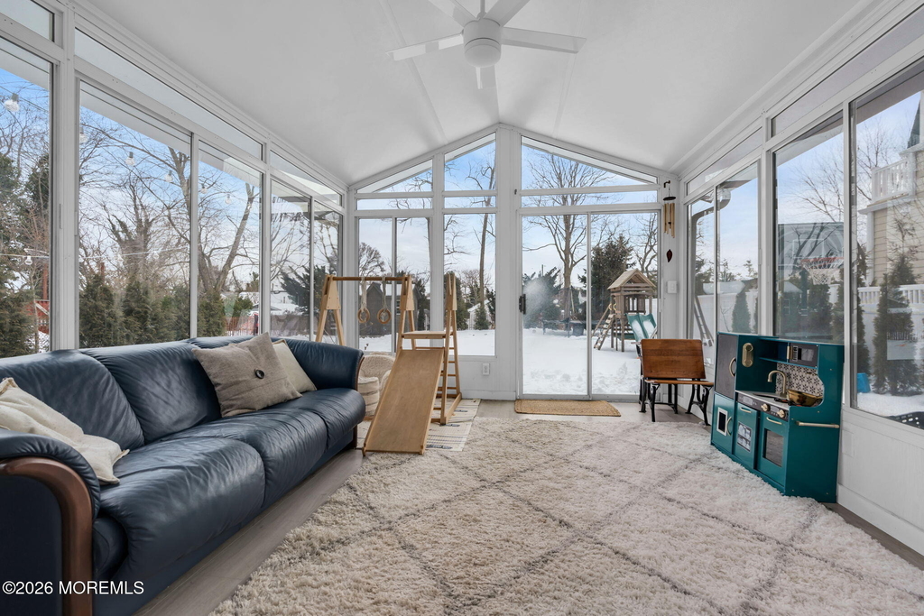 555 Ocean Road - Photo 14