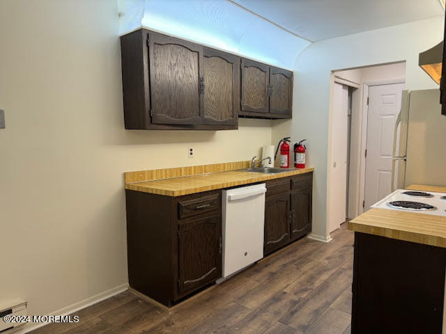 238 Medford Court - Photo 16