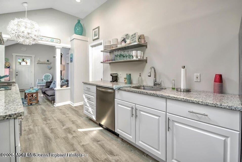 604 1/2 12th Avenue - Photo 6