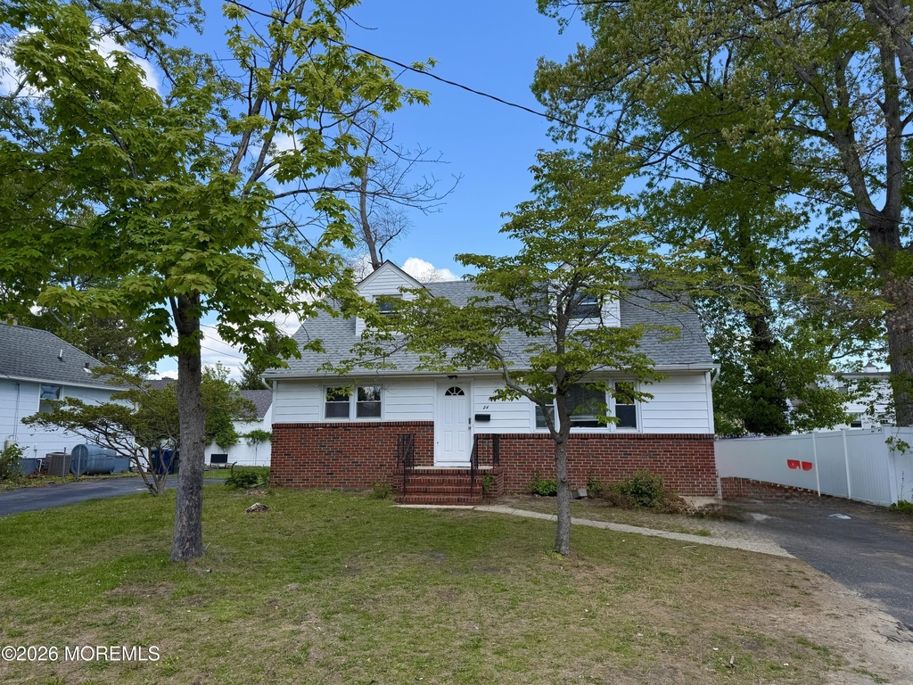 24 Berger Avenue - Photo 6