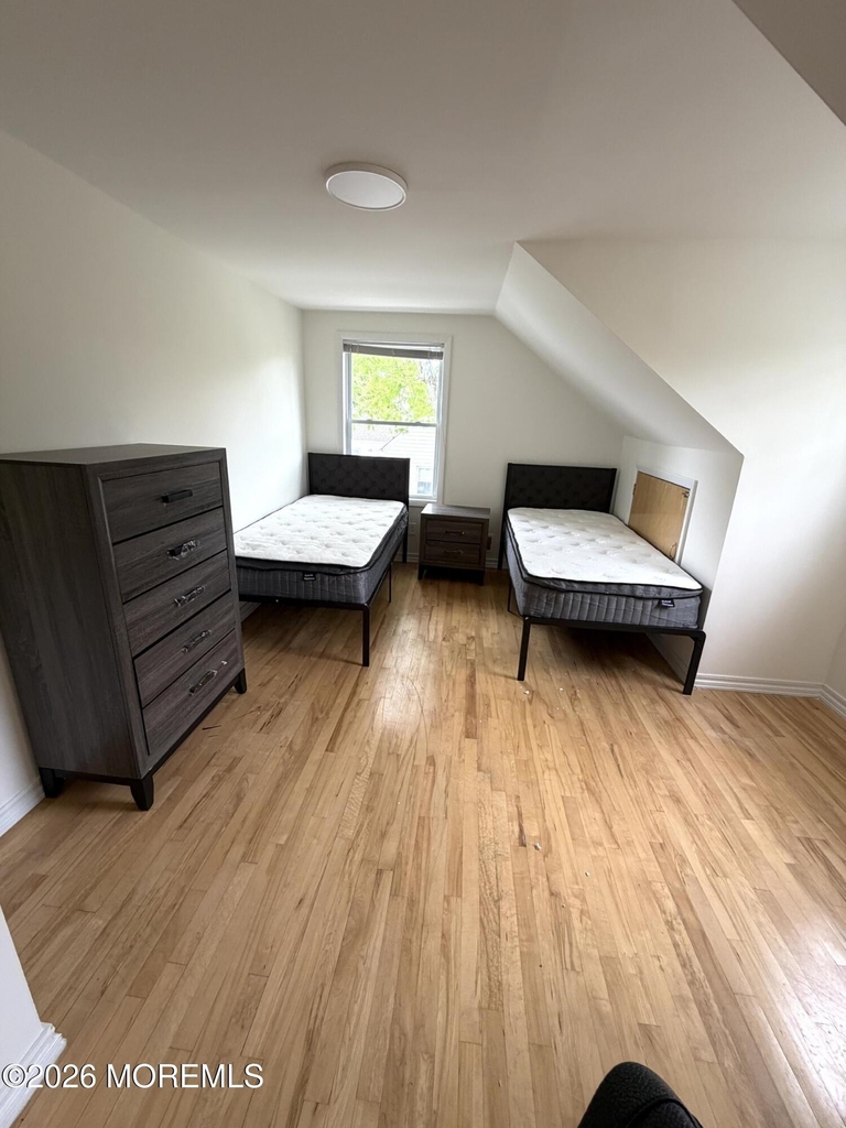 24 Berger Avenue - Photo 10