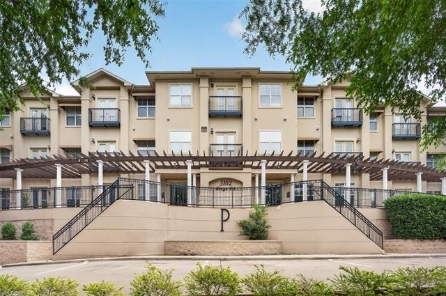 3102 Kings Road - Photo 1