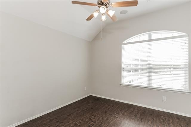 631 Magnolia Lane - Photo 8