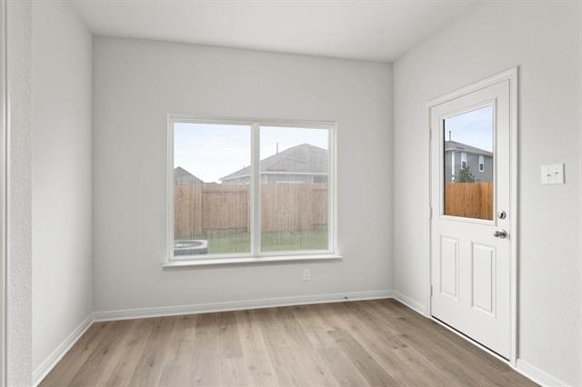 1528 Harvester Drive - Photo 2