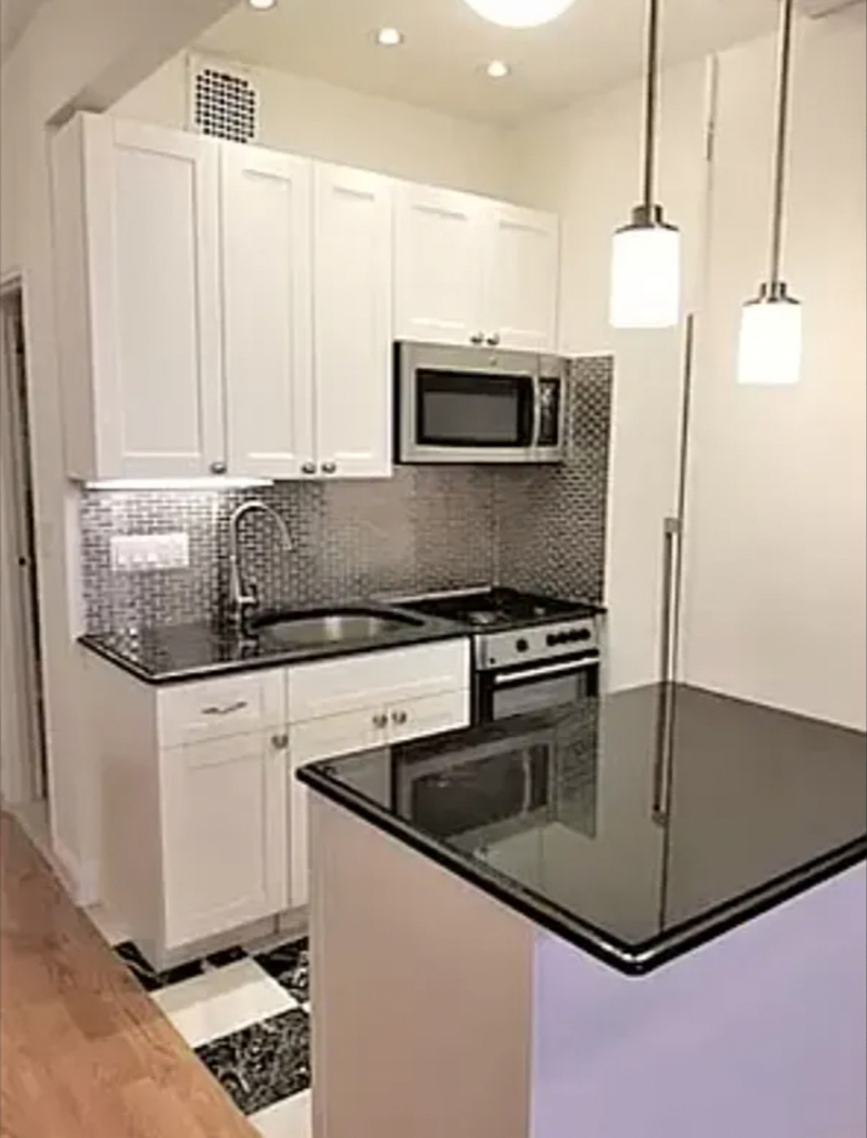 443 East 83rd Street - Photo 2