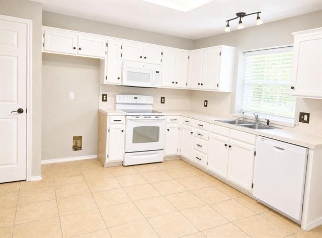 115 Trinity Street - Photo 3