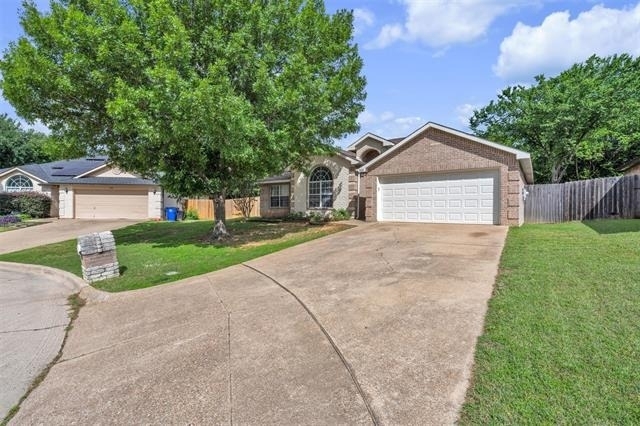 1618 Fern Drive - Photo 1
