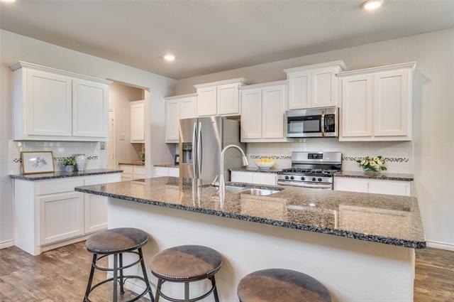 2281 Miramar Drive - Photo 2