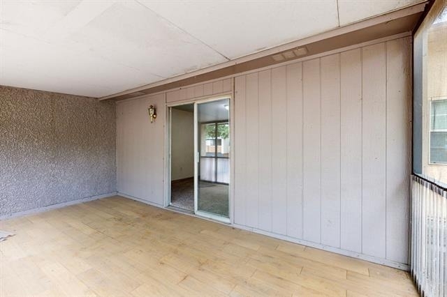 703 E Shady Grove Road - Photo 35