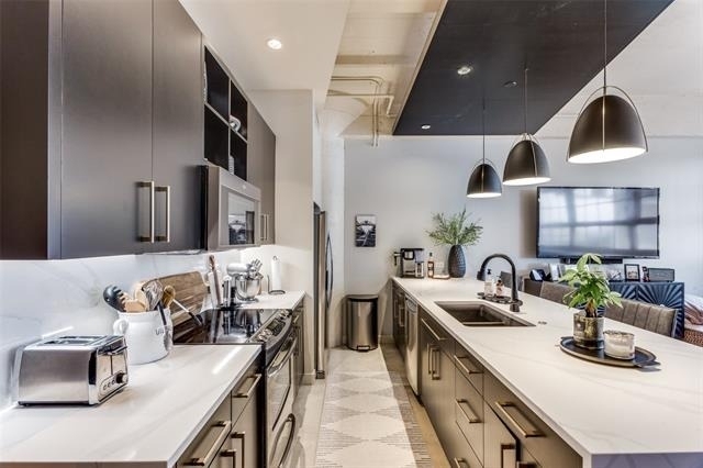 2600 W 7th Street - Photo 8