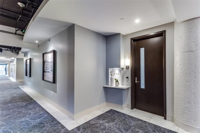 2600 W 7th Street - Photo 1