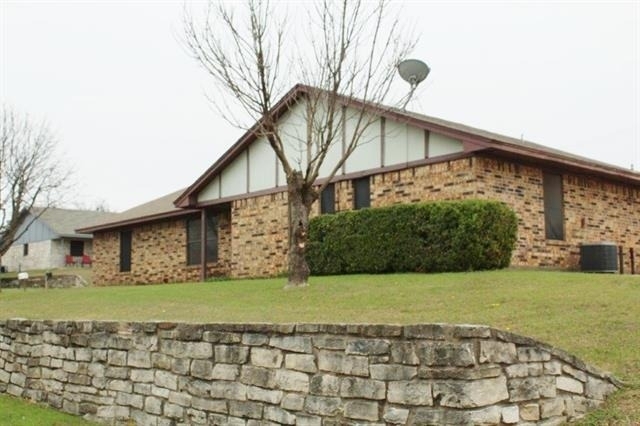 1110 Curtis Drive - Photo 1