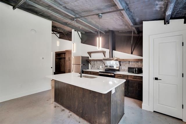 301 W Main Street - Photo 1