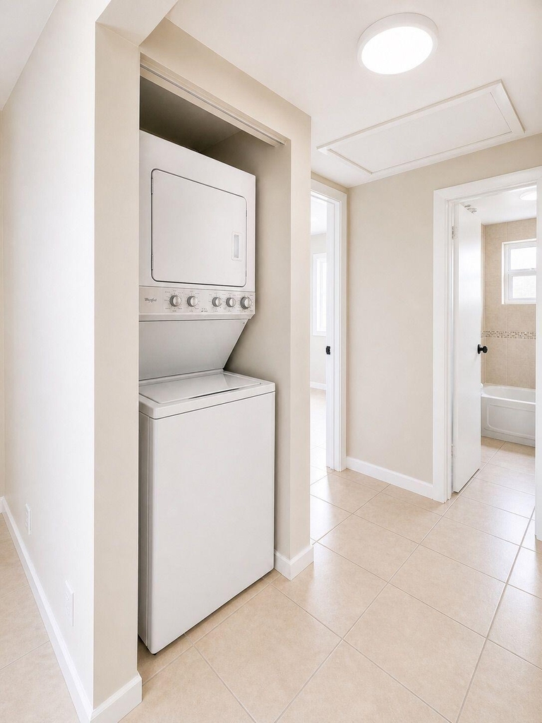 2730 Forest Hills Boulevard - Photo 9