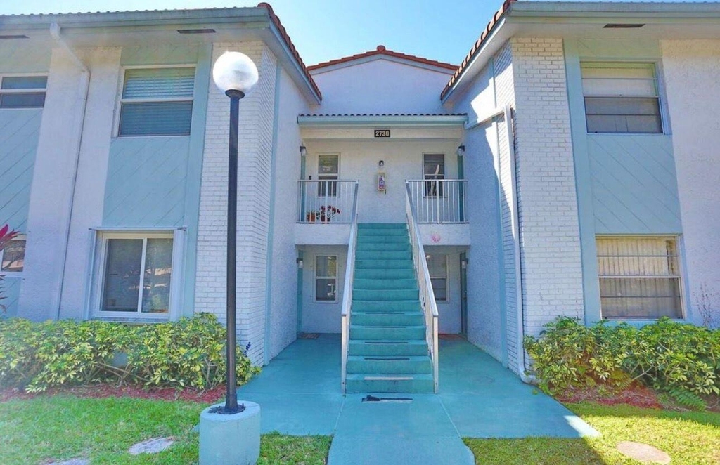 2730 Forest Hills Boulevard - Photo 1