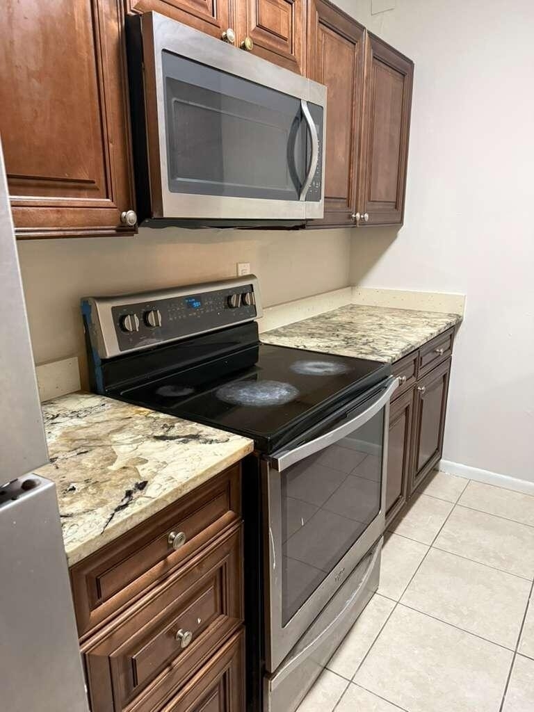 2730 Forest Hills Boulevard - Photo 6