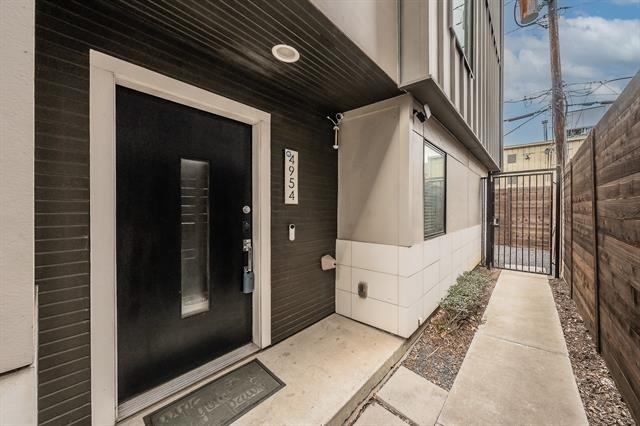 4954 Camdale Court - Photo 1