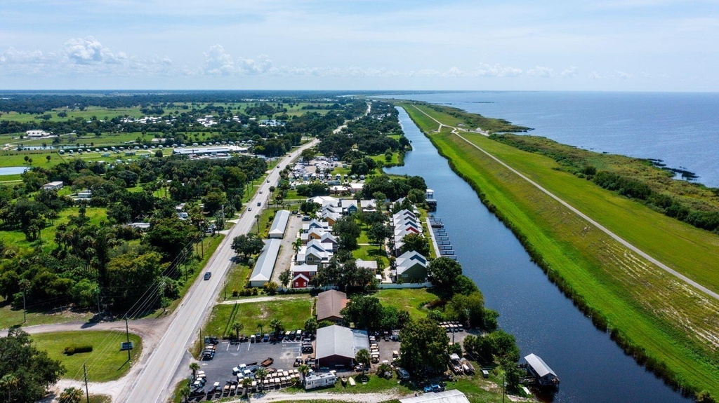 4334 U.s. 441 - Photo 2