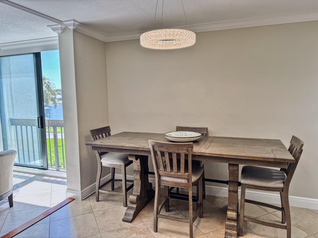 1915 Lavers Circle - Photo 9