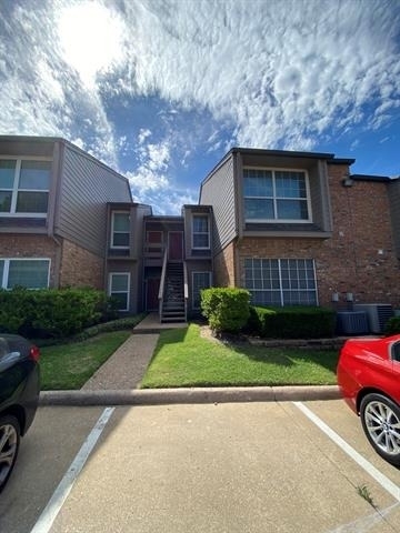9801 Royal Lane - Photo 0