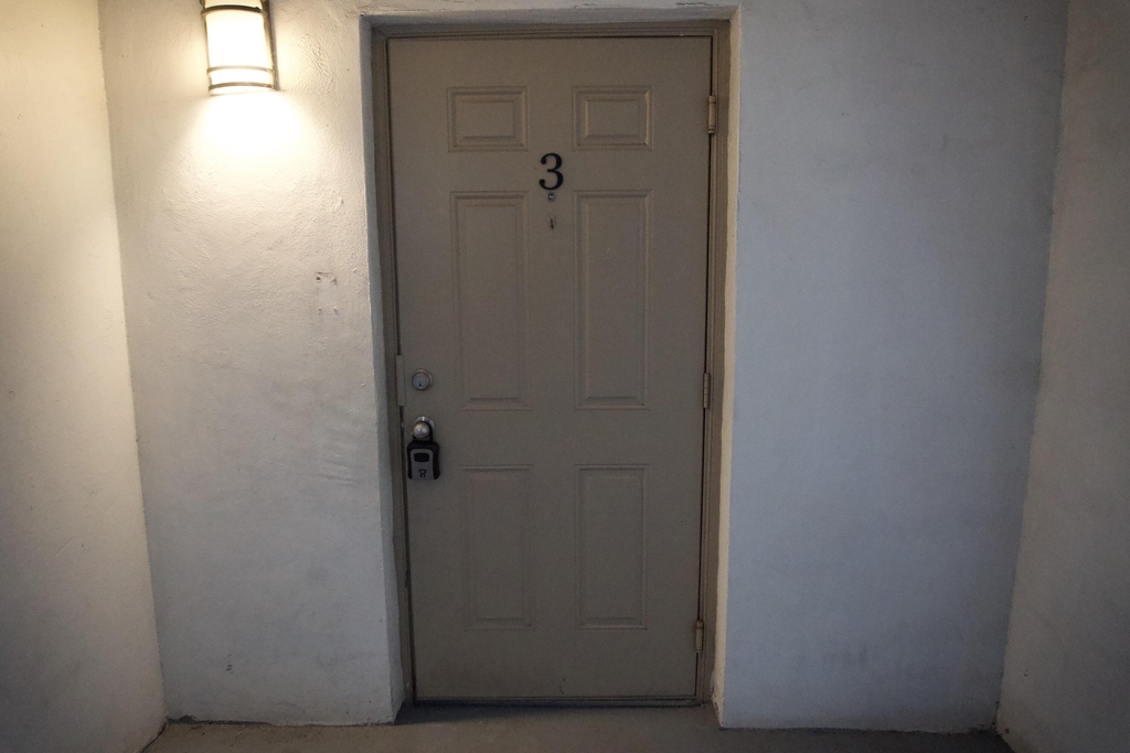 151 Se 6th Avenue - Photo 2
