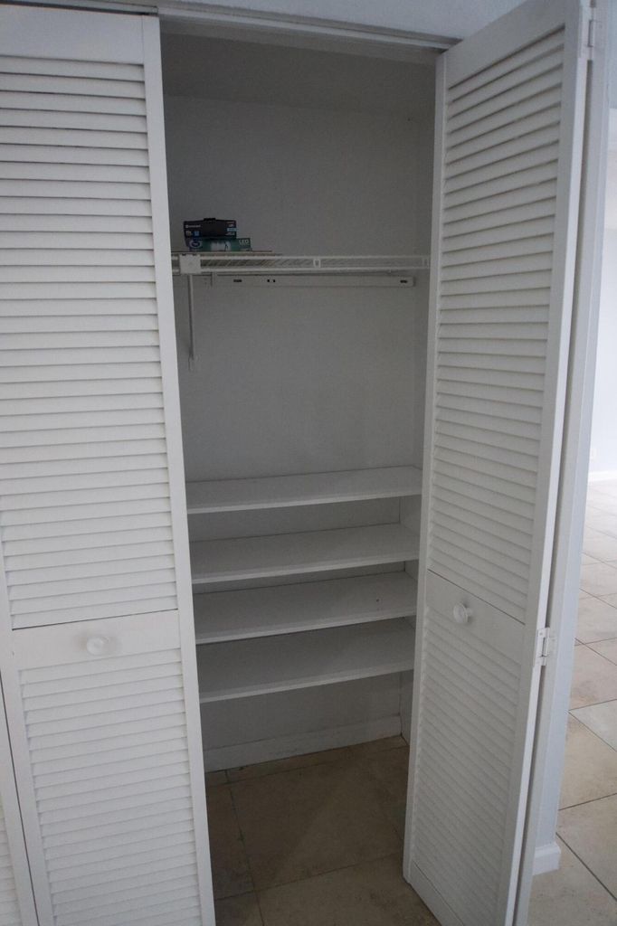 151 Se 6th Avenue - Photo 7
