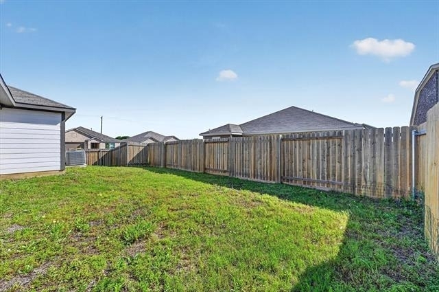 523 Bennie Leonard Street - Photo 35