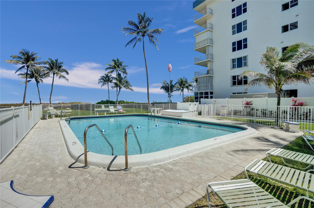 1750 S Ocean Boulevard - Photo 10