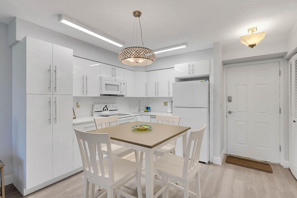 2400 S Ocean Drive - Photo 0