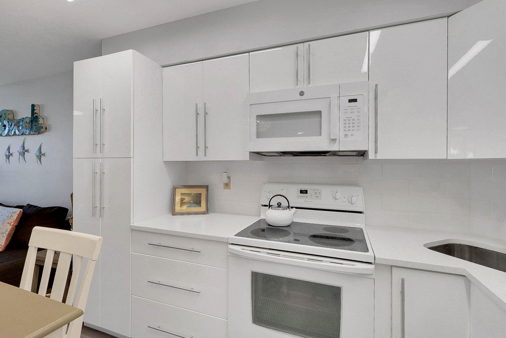 2400 S Ocean Drive - Photo 1