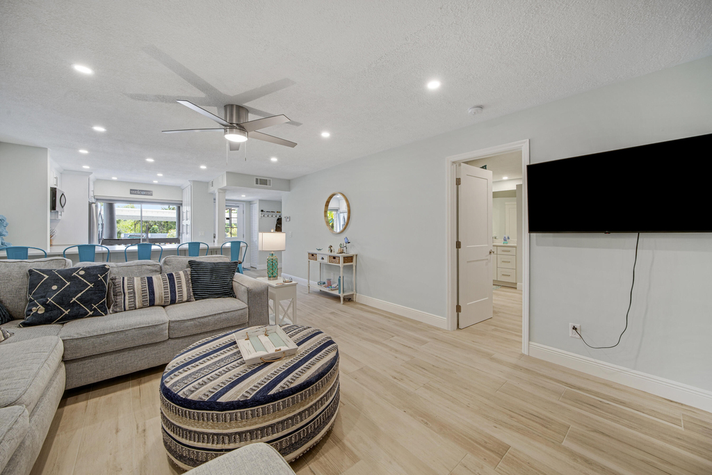 1637 Ne Nautical Place - Photo 20