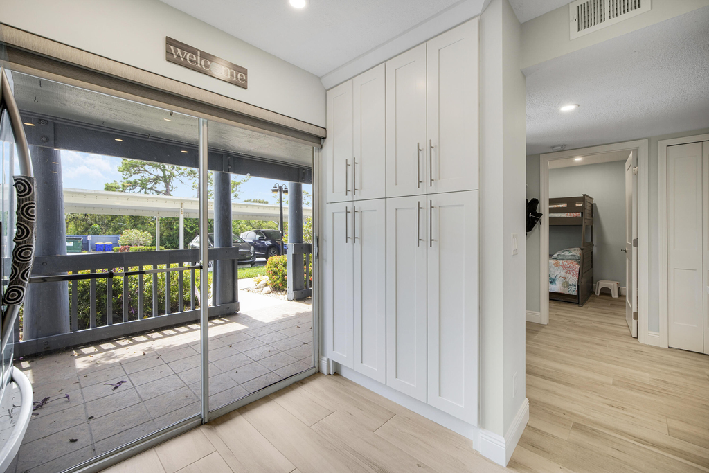1637 Ne Nautical Place - Photo 15