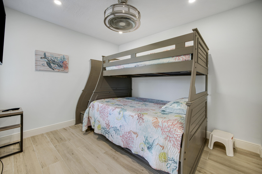 1637 Ne Nautical Place - Photo 11