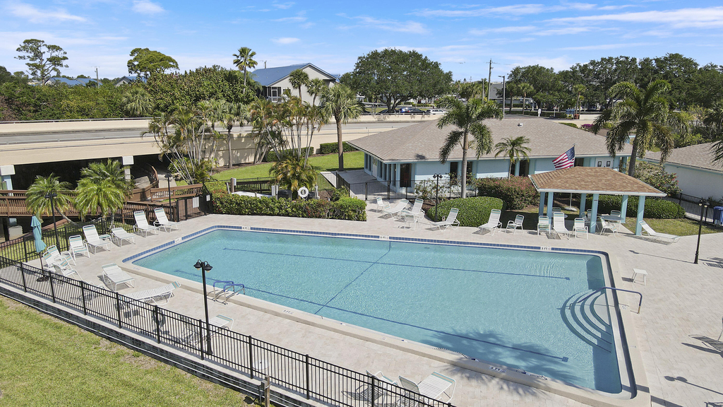 1637 Ne Nautical Place - Photo 8
