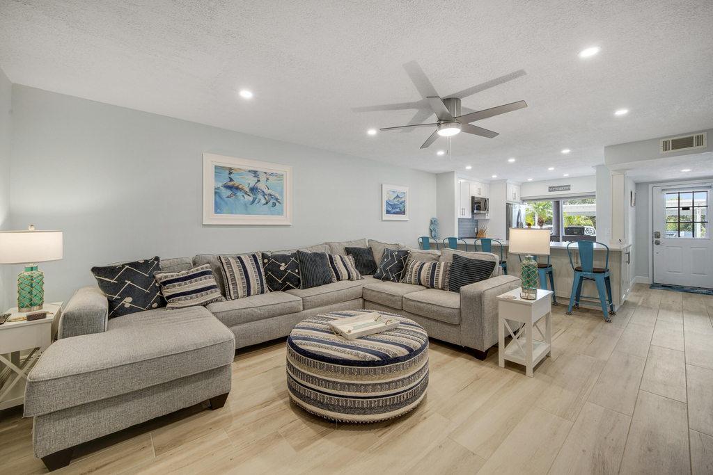 1637 Ne Nautical Place - Photo 21