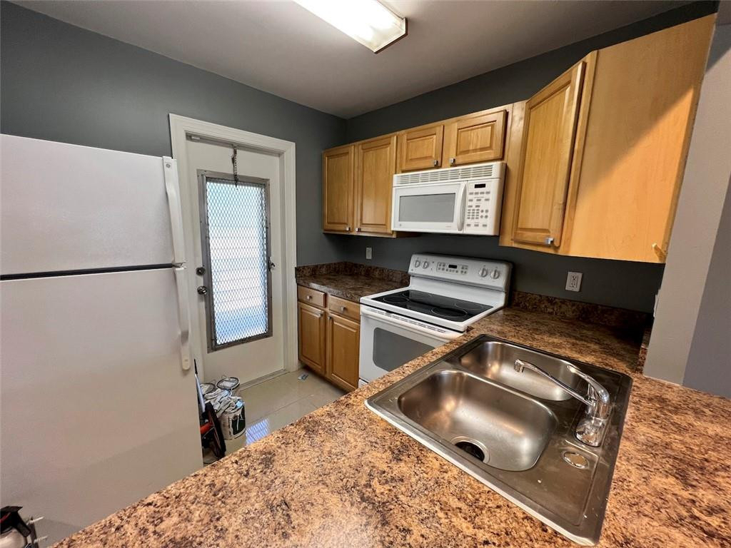 610 Se 2nd Avenue - Photo 2